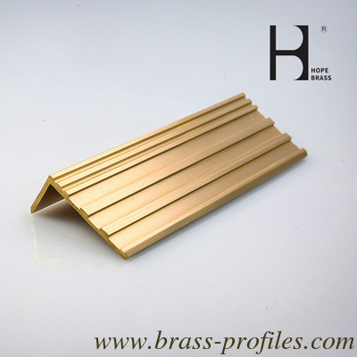 Anti Slip Brass Stair Nosing For Easy Installation / Maintenance For Hotel supplier